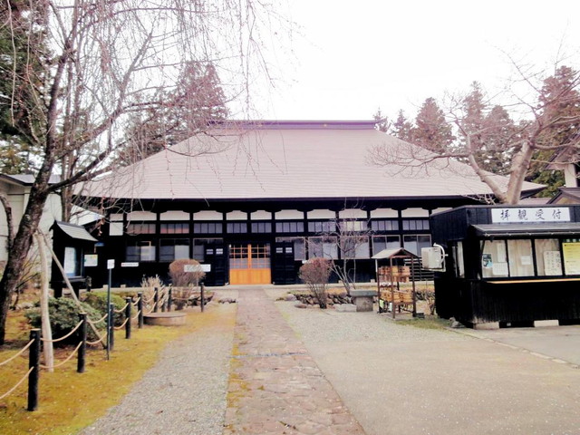 春日山林泉寺