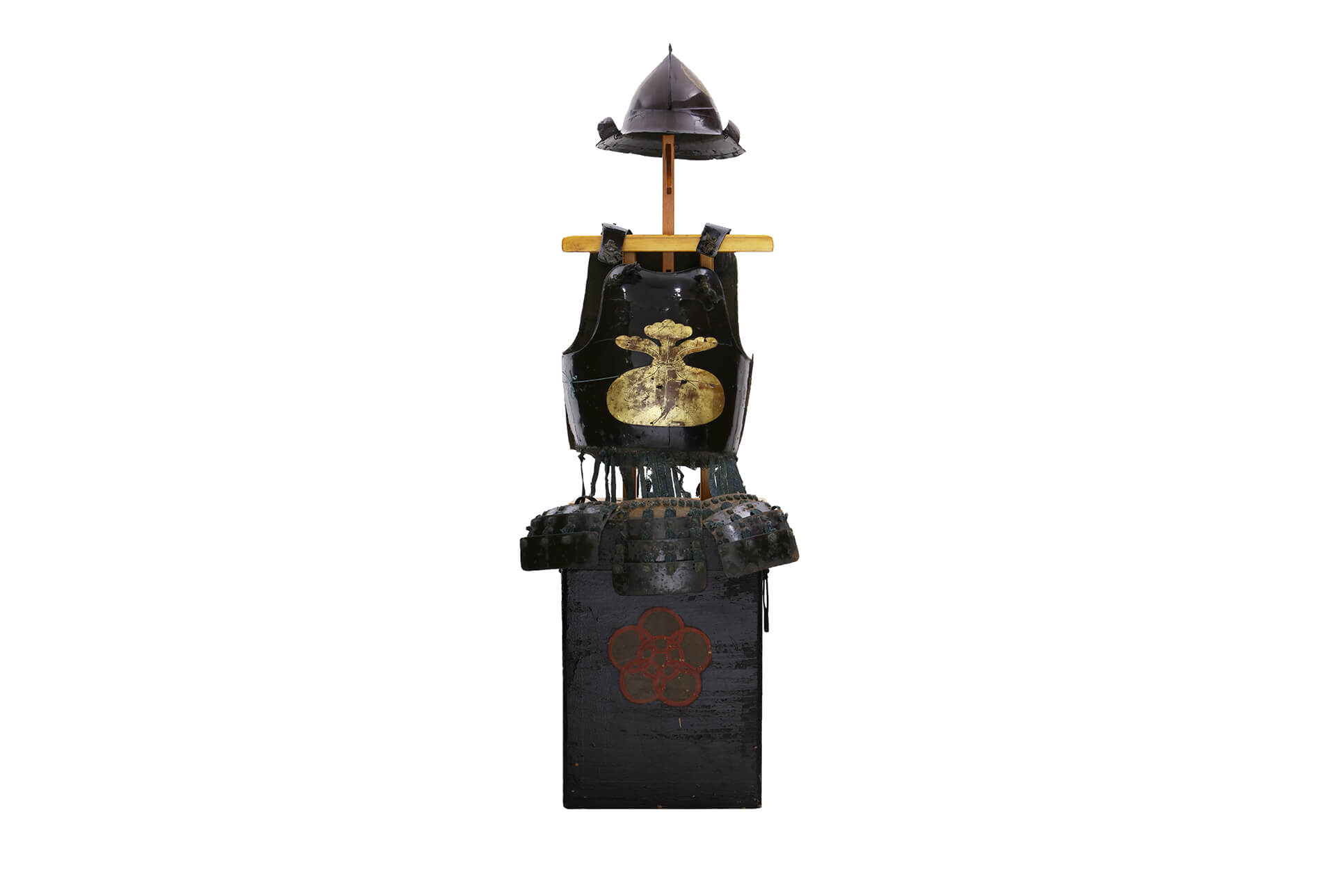 鉄黒漆塗袋紋金箔押桶側二枚胴具足_main