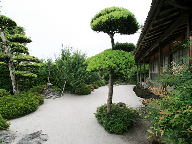 佐多直忠氏庭園