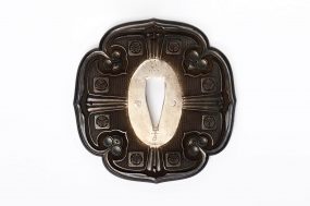 金沃懸地鞘 毛抜形太刀拵 大切羽付鍔（切付銘）表兼吉 兼吉