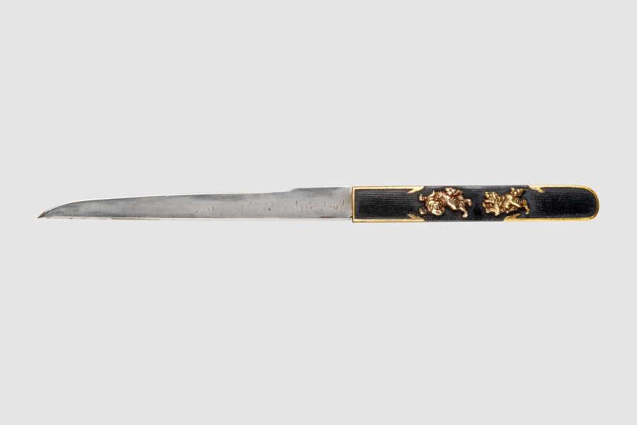 金梨子地牡丹文蒔絵鞘 短刀拵 目貫・小柄