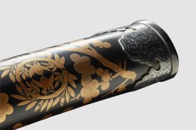 黒漆塗竹雀紋歳寒三友図金蒔絵薙刀拵