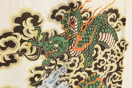 雲龍波文白綴織陣羽織