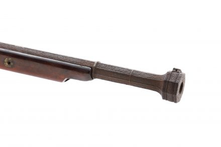 火縄式銃砲 無銘（銃把桜花文散真鍮象嵌火縄銃）