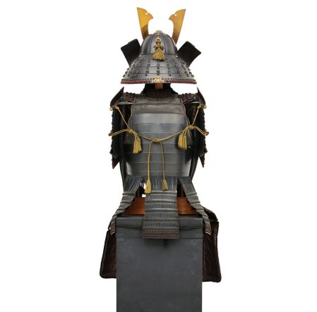 黒漆塗変わり轡紋入り桶側二枚胴具足