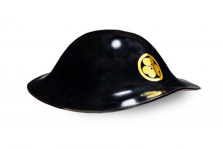 黒漆塗丸に片喰紋陣笠